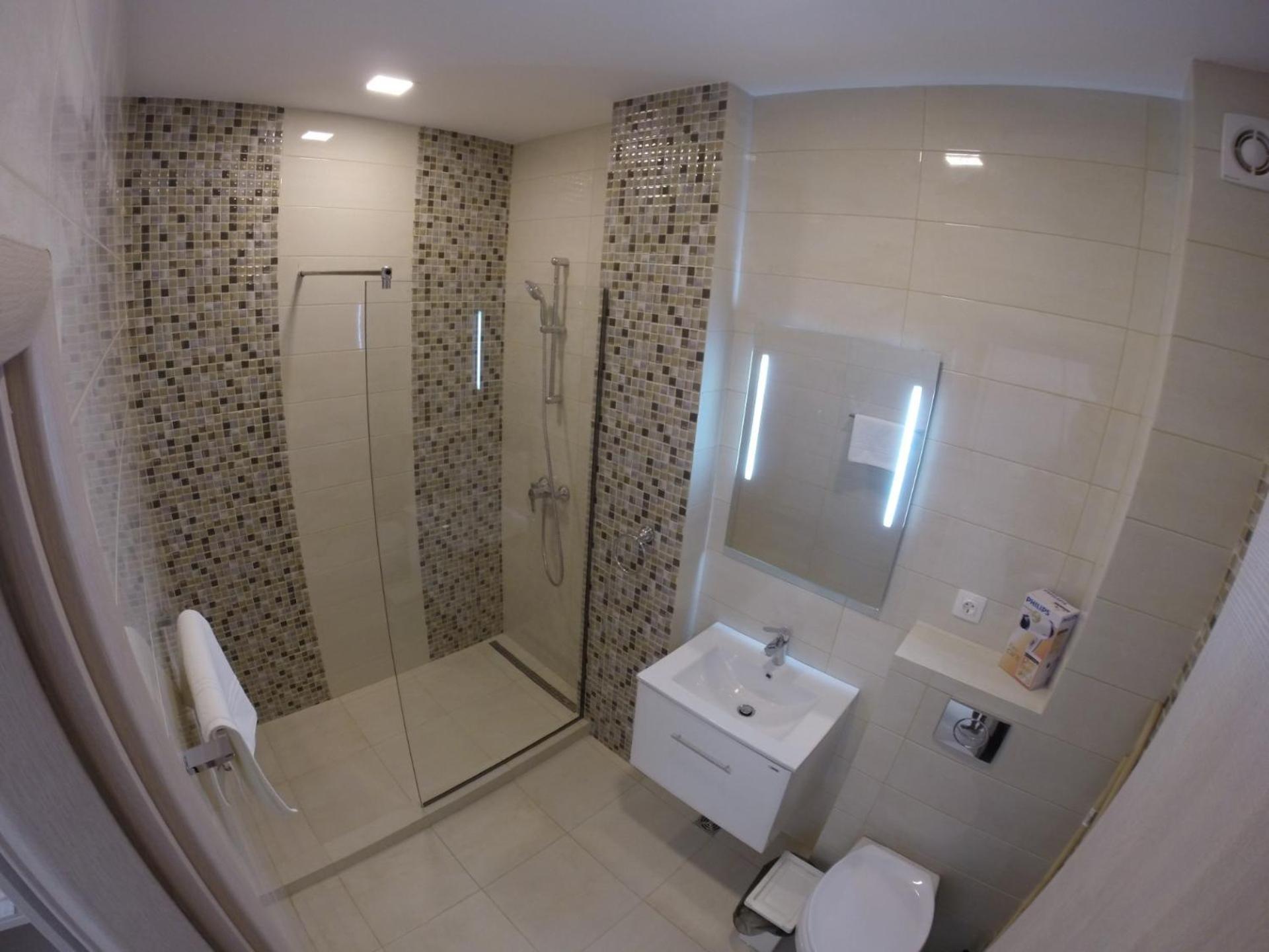 Rent A View Mamaia